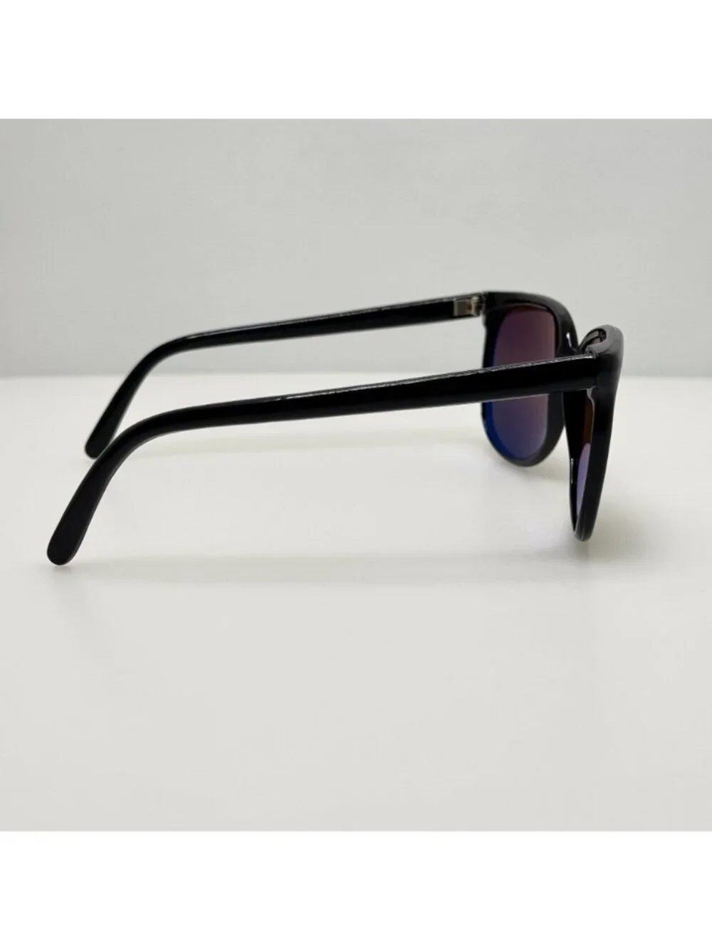 Unbranded Sunglasses Vintage Retro Black Taiwan Glass Lenses